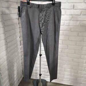 NWT Reaction Kenneth Cole Men's Size 34/30 Straight Legs Grey Flat Front Pants